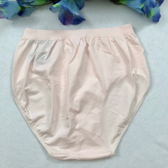 Bali NWT Comfort Revolution Seamless Brief Panties Women 6/7 - Picture 7 of 11